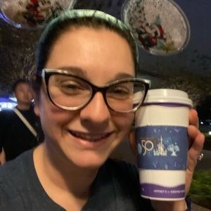 Meet your Posher, Caitlin